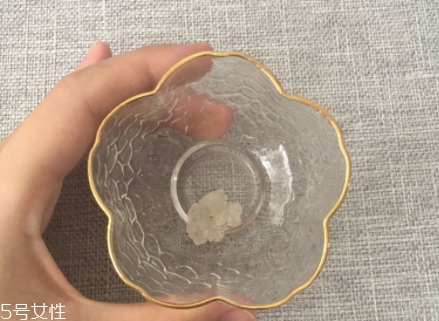 雪燕可以煮嗎？來(lái)看看雪燕的烹煮過(guò)程