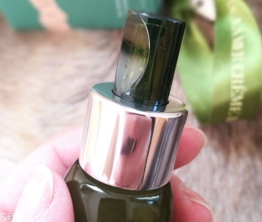 lamer海藍之謎精華液怎么用？
