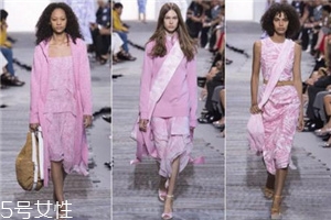 2018春季流行什么顏色衣服？帶你感受春季流行色