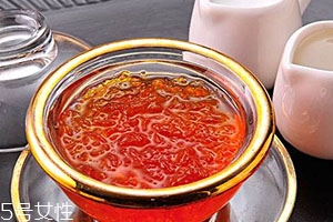 血燕窩和白燕窩區(qū)別 是高價值還是商家噱頭？