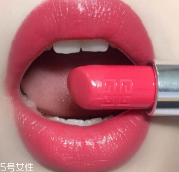 紀(jì)梵希小羊皮是啞光口紅嗎？官方強調(diào)半啞光質(zhì)地