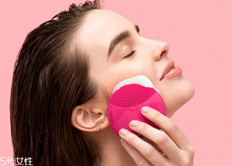 luna洗臉儀分幾種？foreo luna使用說明