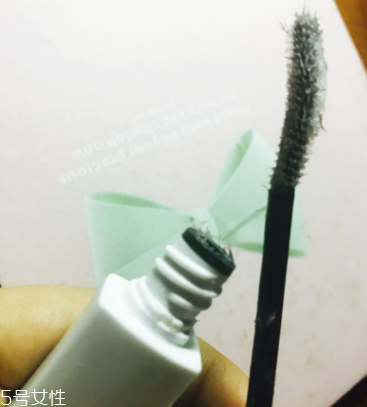 KATE睫毛打底膏怎么卸？化妝水濕敷2分鐘