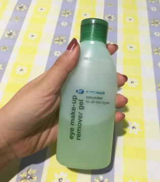 英國BOOTS小黃瓜卸妝水怎么用？干手干臉使用