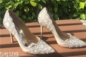 badgley mischka是奢侈品嗎？做最美最閃耀的新娘