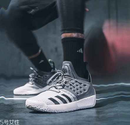 運(yùn)動鞋洗完怎么晾曬？不要過度暴曬