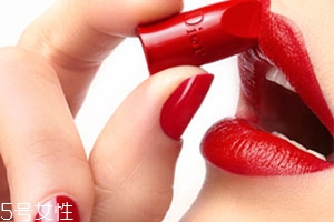 迪奧和圣羅蘭口紅哪個(gè)好？dior和ysl口紅對(duì)比
