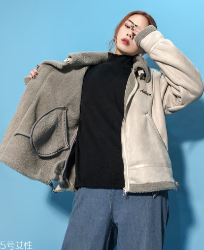 羊羔絨外套配什么褲子？讓你開春美個夠