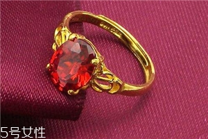 石榴石戒指一般多少錢？不同等級價格不同