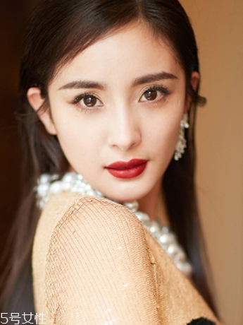 dior迪奧和雅詩蘭黛口紅哪個好？