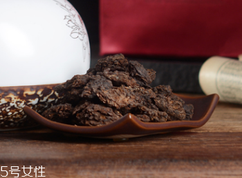 老茶頭減肥嗎？普洱茶能刮油