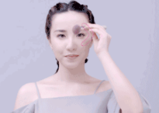 黃皮用什么顏色的腮紅？選擇與黃色互補(bǔ)的紫色