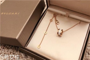 寶格麗項(xiàng)鏈可以戴著洗澡嗎？