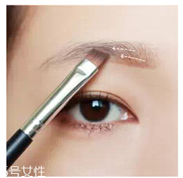 眉粉怎么畫(huà)眉毛好看？這么用眉妝超完美