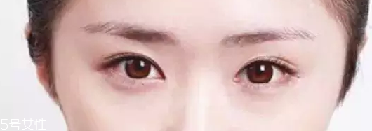 眉粉怎么選顏色好看？淺咖色不挑膚色