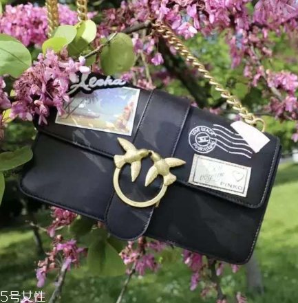 pinko是奢侈品嗎？少女感爆炸的包包
