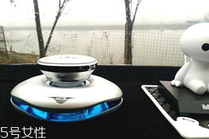 汽車香水座怎么加香水？用滴管注入原瓶