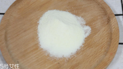 愛(ài)他美奶粉哪個(gè)版本好？白金版表現(xiàn)出色