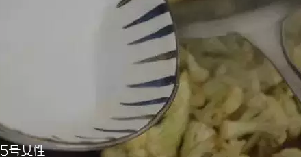 花椰菜炒肉怎么做好吃？這么做簡單又美味