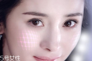 雅詩蘭黛線雕精華素怎么用？官方按摩圖效果最佳