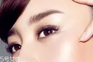 怎么化標(biāo)準(zhǔn)眉？三點(diǎn)法打造親和眉形