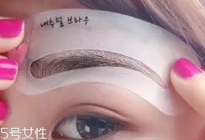 眉卡好用還是眉貼好用？眉貼更精確