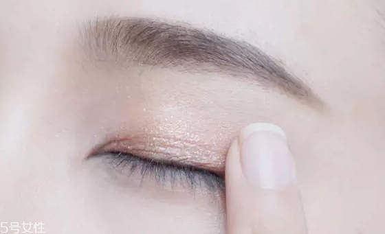 眉卡好用還是眉貼好用？眉貼更精確