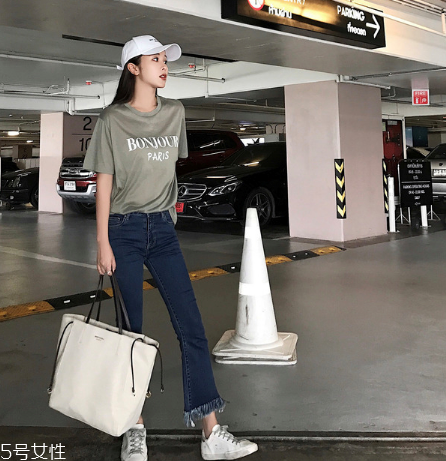 胖人適合穿牛仔褲嗎？選對(duì)版型誰(shuí)都可以穿