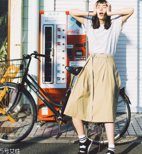 鹽系女生怎樣穿搭？清新無公害的鄰家女孩