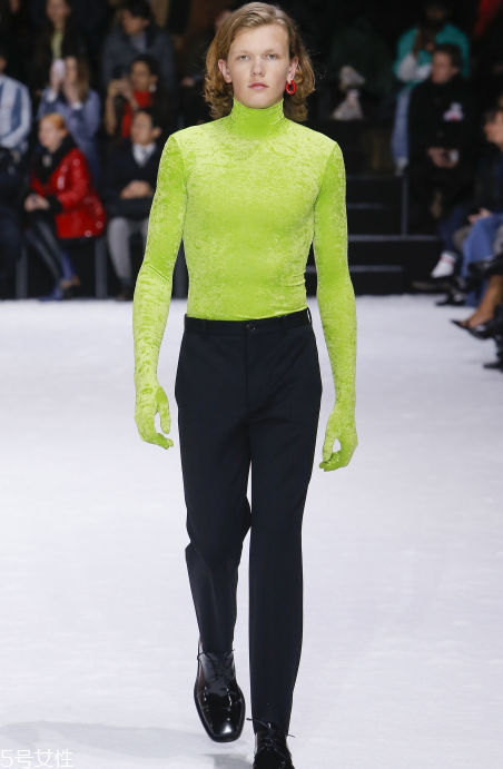 balenciaga巴黎世家2018秋冬系列好看嗎_有哪些款式？