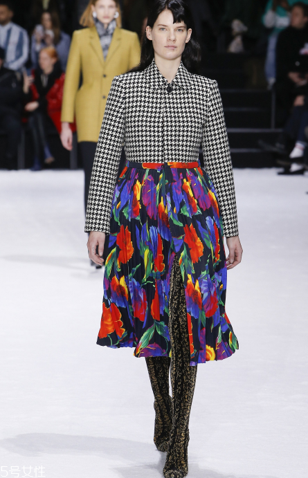 balenciaga巴黎世家2018秋冬系列好看嗎_有哪些款式？