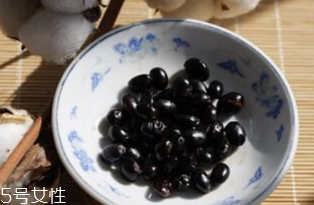 黑豆泡醋用生豆還是熟豆？熟不熟都可以