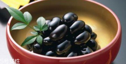 黑豆泡醋用生豆還是熟豆？熟不熟都可以