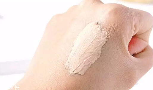 遮瑕液可以遮痣嗎？ 捷克dermacol遮瑕液遮痣測試