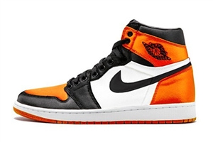 air jordan 1 satin黑扣碎配色綢緞版多少錢？