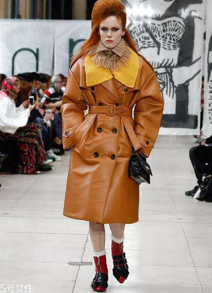 miumiu2018秋冬系列好看嗎_有哪些款式？