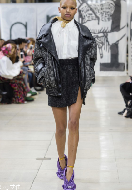 miumiu2018秋冬系列好看嗎_有哪些款式？