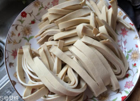 豆腐皮泡一天能吃嗎？泡太軟口感不好