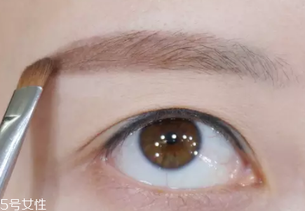 眉毛短怎么變長(zhǎng)？畫眉大法拯救短眉星人