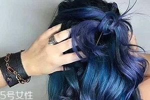 自己染發(fā)怎么染均勻？4個步驟讓你秒懂染發(fā)DIY