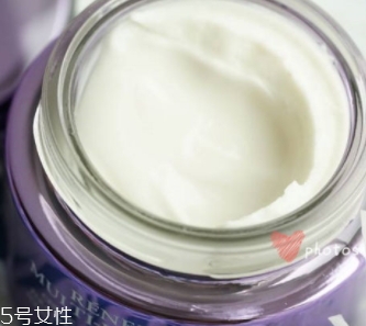 蘭蔻塑顏雪花霜怎么樣？肌膚白皙的秘密武器