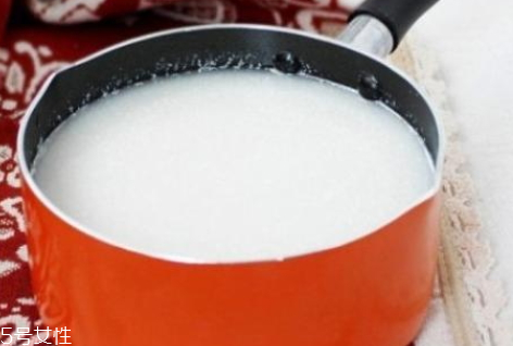 茯苓為什么不溶于水 屬于正?，F(xiàn)象