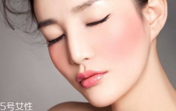 紅血絲用哪種護(hù)膚品？6款大牌全面對(duì)抗紅血絲