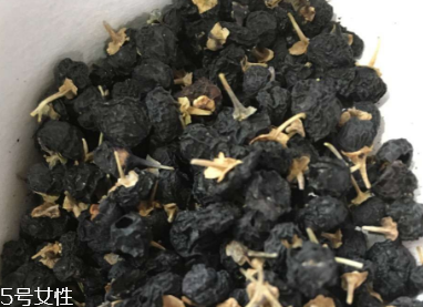 黑枸杞能和紅枸杞一起泡嗎？