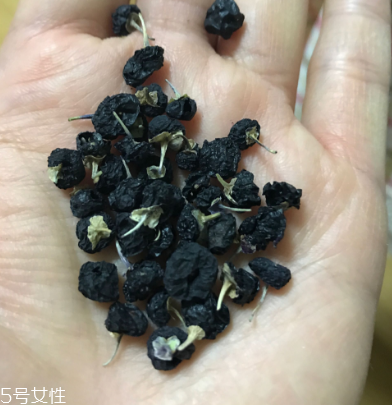 黑枸杞青少年能吃嗎？可以適量喝
