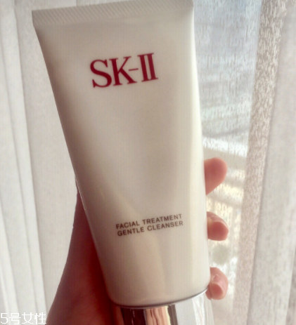 sk2氨基酸洗面奶怎么樣？能洗掉淡妝