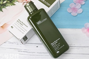 悅木之源菌菇水搭配什么乳液？