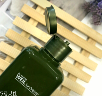 悅木之源菌菇水搭配什么乳液？