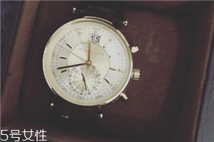 michael kors手表怎么調(diào)時(shí)間？mk手表這樣用