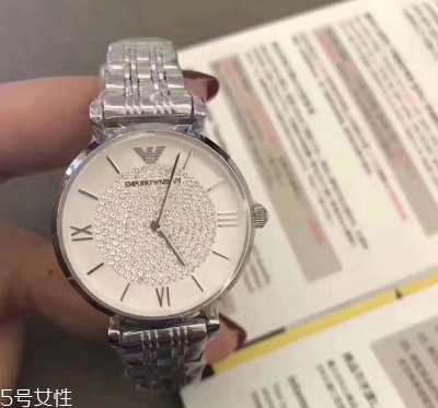 armani阿瑪尼滿天星手表是機(jī)械表嗎？